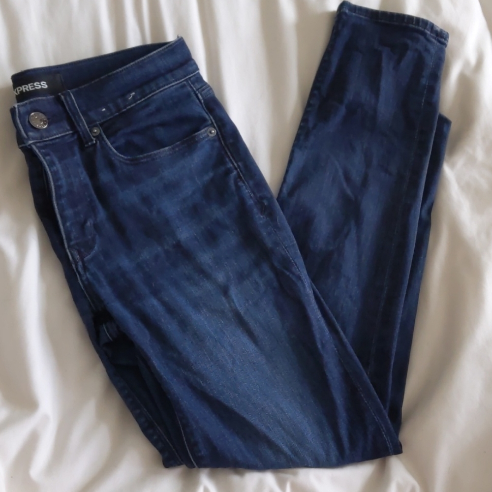 Express super skinny dark wash jeans
